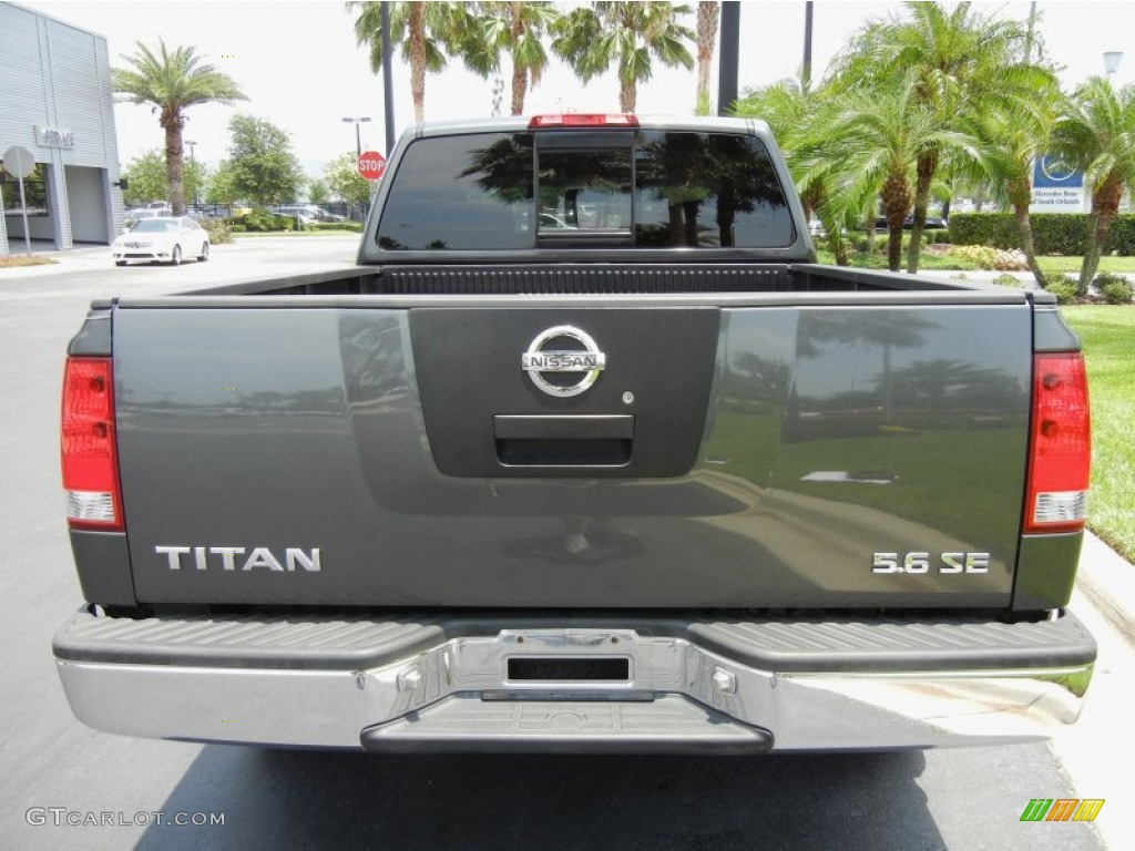 2004 Titan SE King Cab - Smoke Gray / Graphite/Titanium photo #8