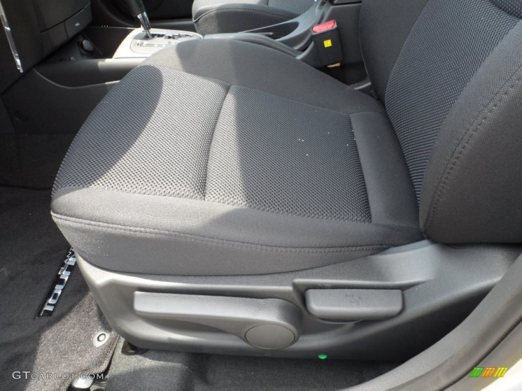 2012 Elantra GLS Touring - Shimmering Silver / Black photo #27