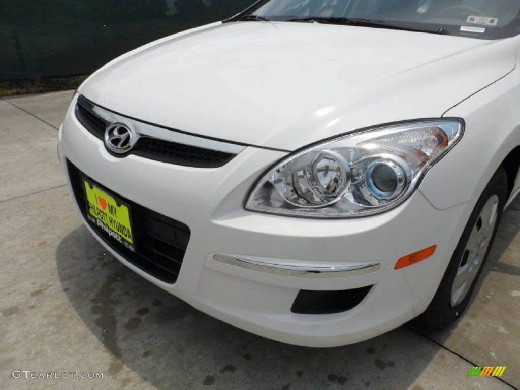 2012 Elantra GLS Touring - Monaco White / Black photo #10