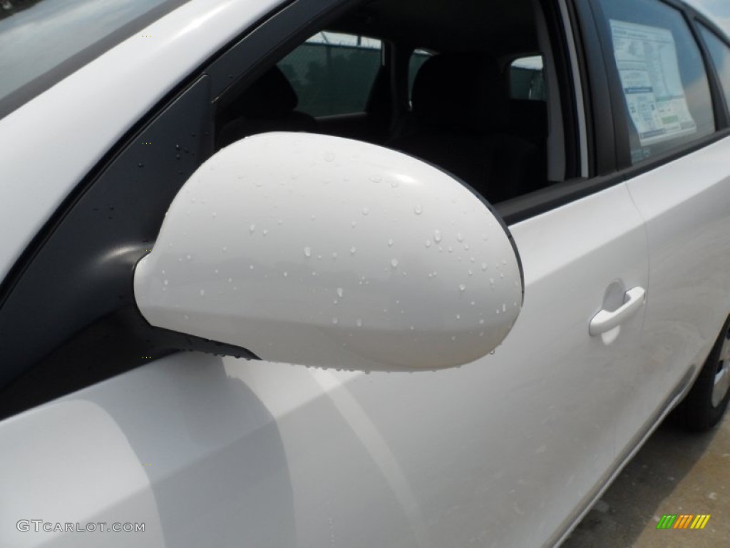 2012 Elantra GLS Touring - Monaco White / Black photo #12