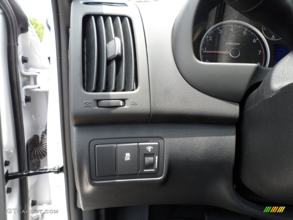 2012 Elantra GLS Touring - Monaco White / Black photo #32