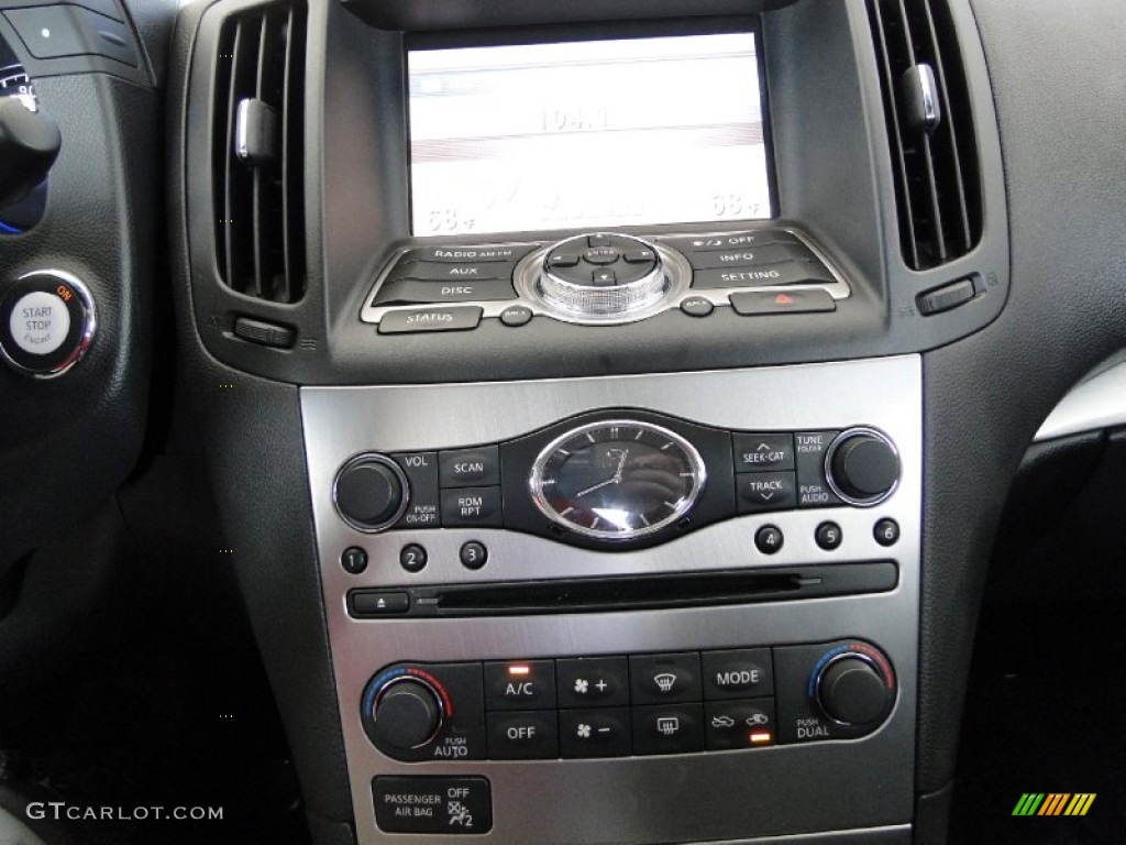 2011 Infiniti G 37 Journey Sedan Controls Photo #65963375