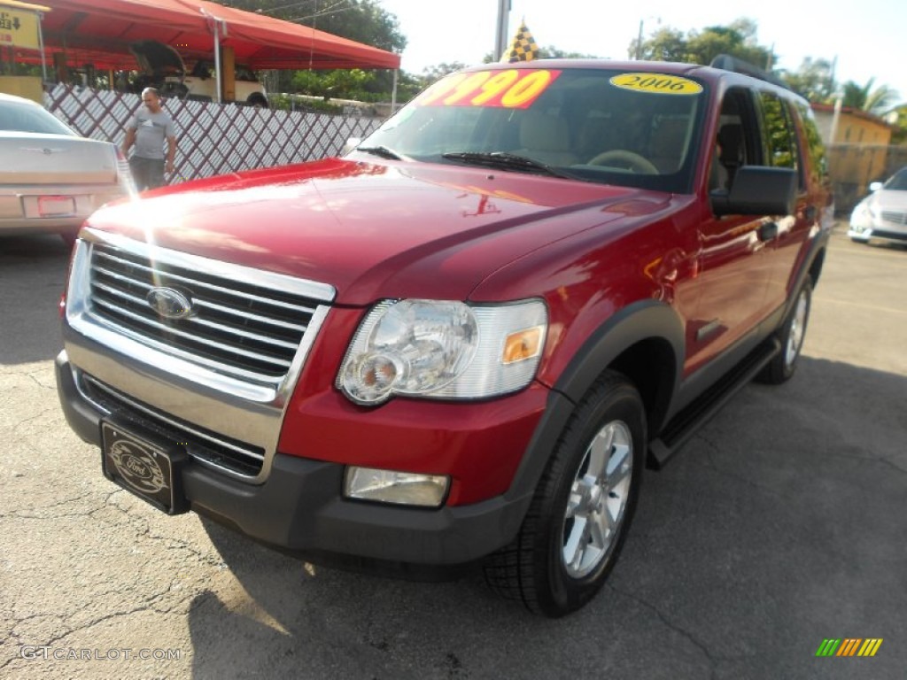 2006 Explorer XLT - Redfire Metallic / Camel photo #11