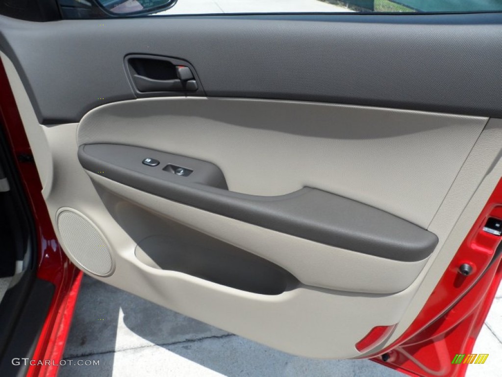 2012 Hyundai Elantra GLS Touring Beige Door Panel Photo #65963540
