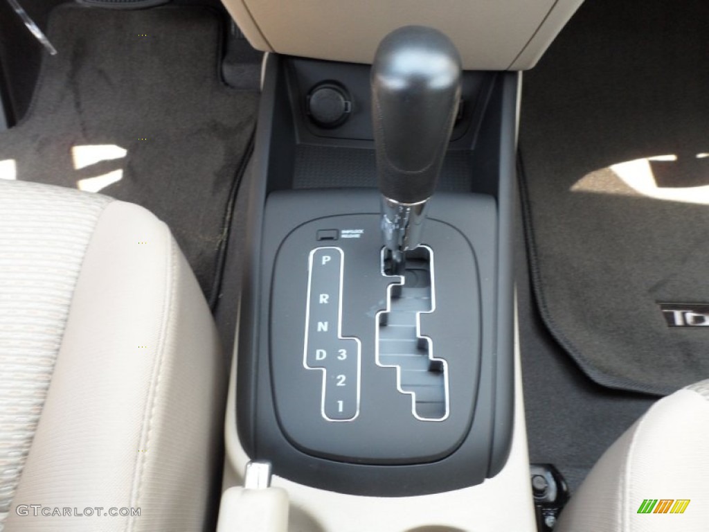 2012 Hyundai Elantra GLS Touring 4 Speed Automatic Transmission Photo #65963657