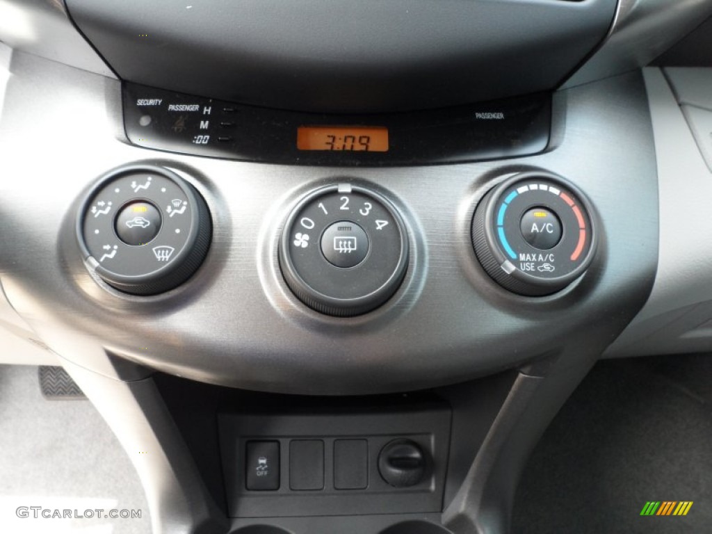 2012 Toyota RAV4 I4 Controls Photo #65966129