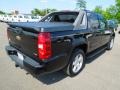 Black - Avalanche LTZ 4WD Photo No. 6