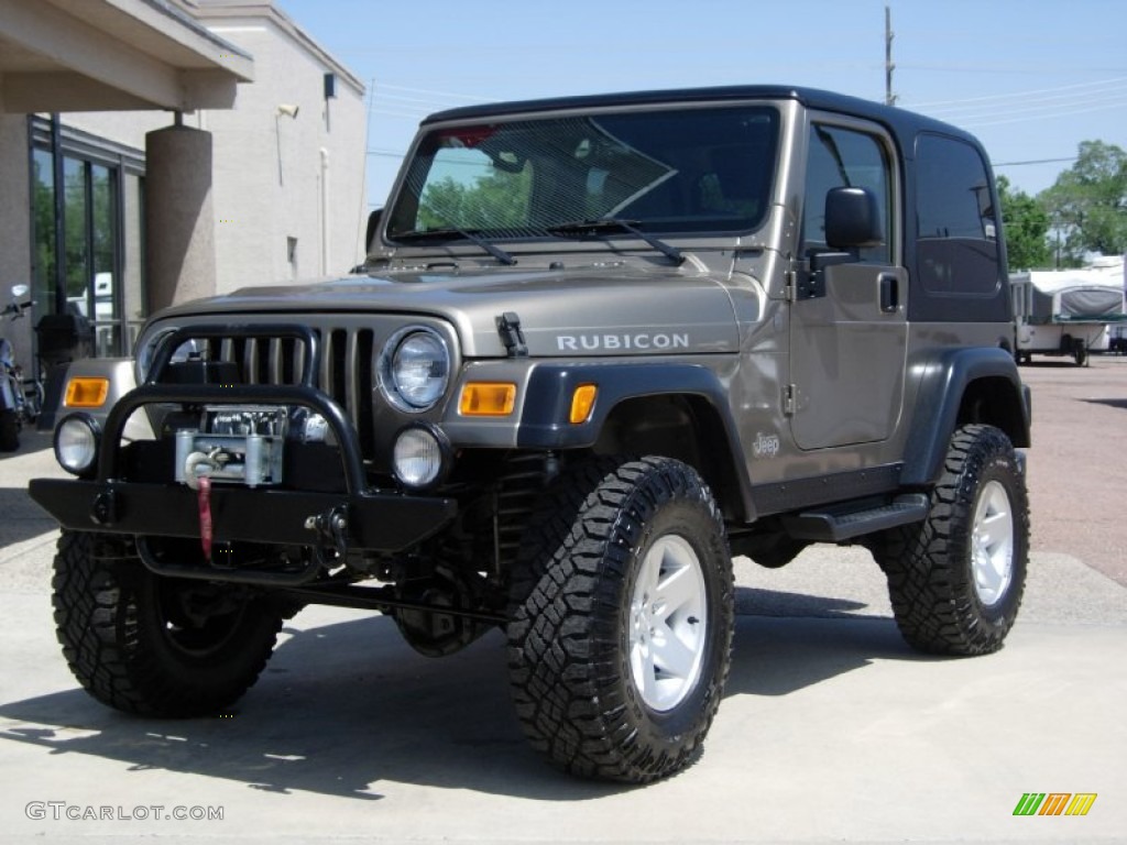 2004 Wrangler Rubicon 4x4 - Light Khaki Metallic / Khaki photo #12