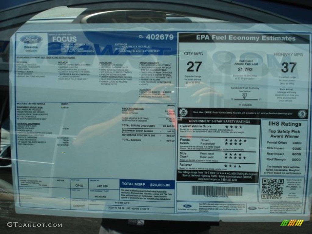 2012 Focus SEL 5-Door - Black / Charcoal Black photo #19
