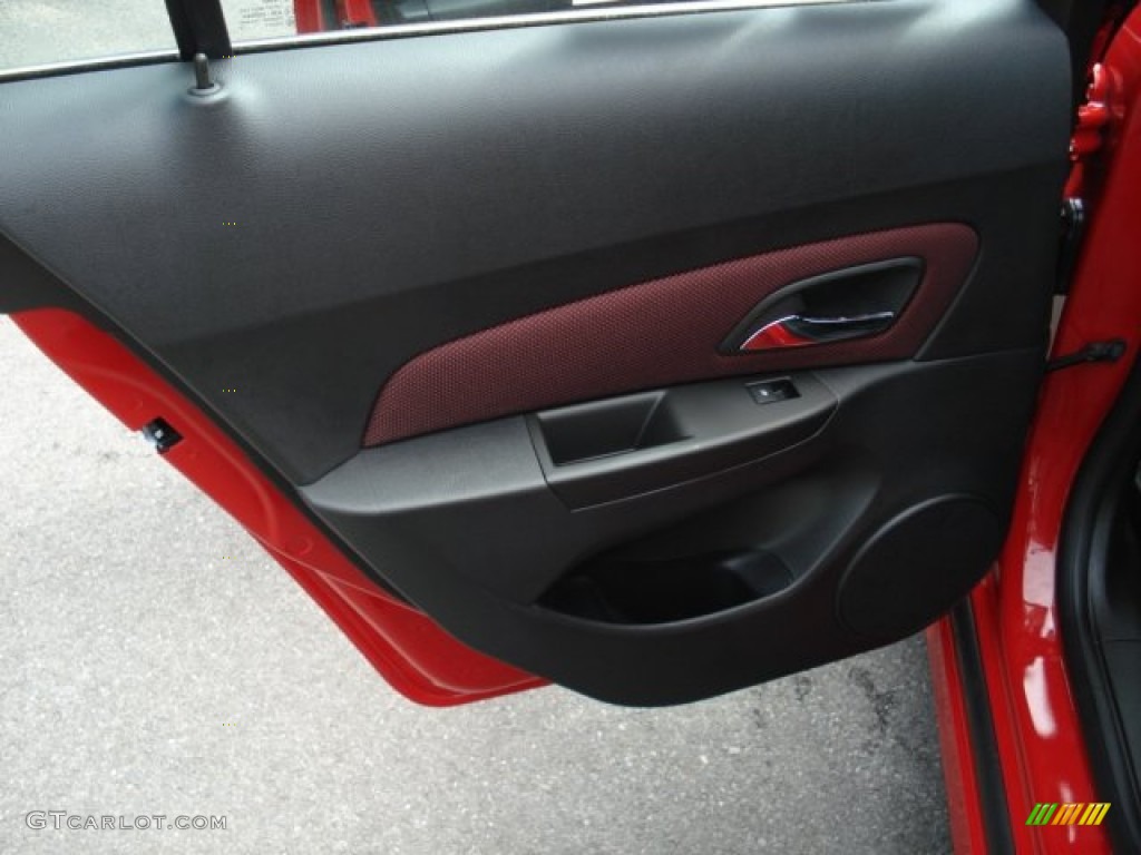 2012 Chevrolet Cruze LT/RS Jet Black/Sport Red Door Panel Photo #65969363