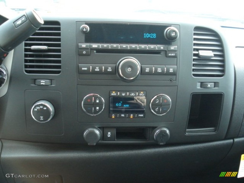 2012 Chevrolet Silverado 1500 LT Extended Cab 4x4 Controls Photo #65969549