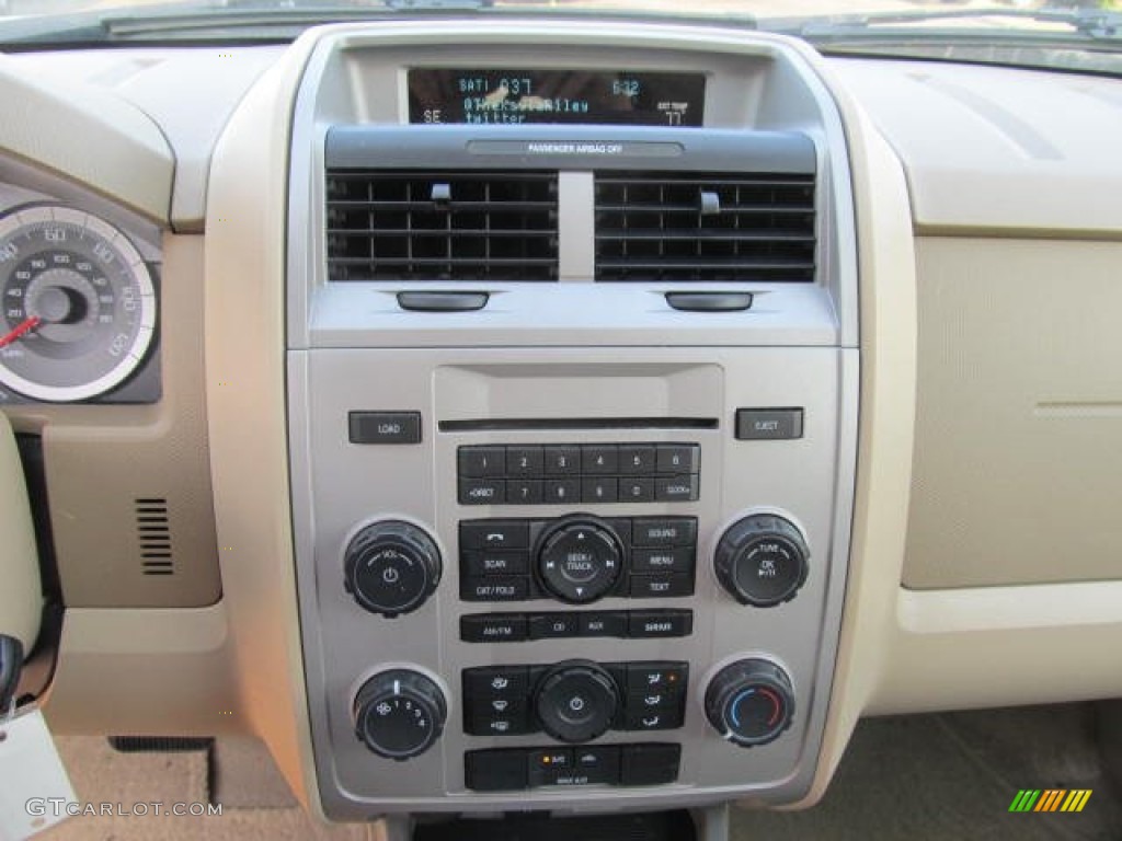 2009 Escape XLT V6 - White Suede / Camel photo #12