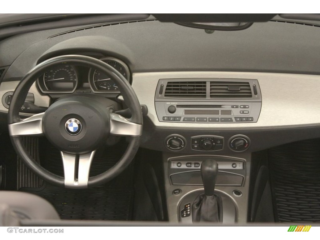 2003 Z4 2.5i Roadster - Sterling Grey Metallic / Black photo #24