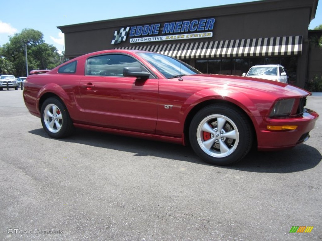 2007 Mustang GT Premium Coupe - Redfire Metallic / Dark Charcoal photo #4