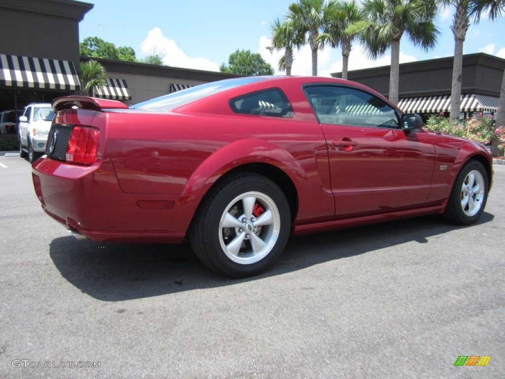 2007 Mustang GT Premium Coupe - Redfire Metallic / Dark Charcoal photo #6