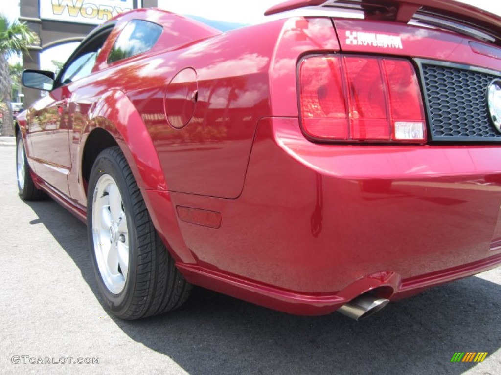 2007 Mustang GT Premium Coupe - Redfire Metallic / Dark Charcoal photo #17