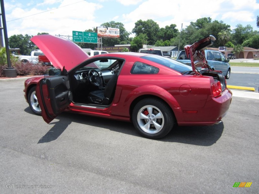 2007 Mustang GT Premium Coupe - Redfire Metallic / Dark Charcoal photo #24
