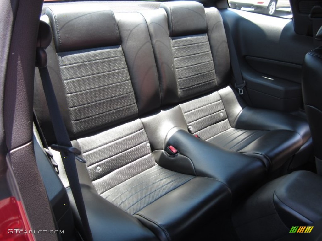 2007 Mustang GT Premium Coupe - Redfire Metallic / Dark Charcoal photo #32