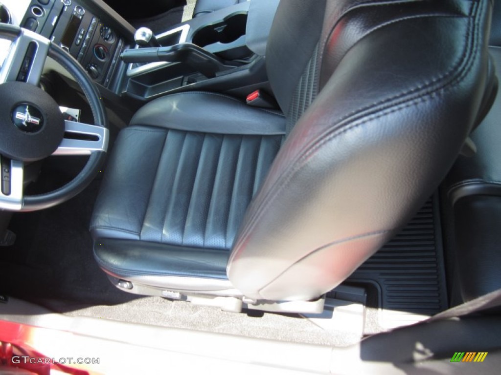 2007 Mustang GT Premium Coupe - Redfire Metallic / Dark Charcoal photo #35