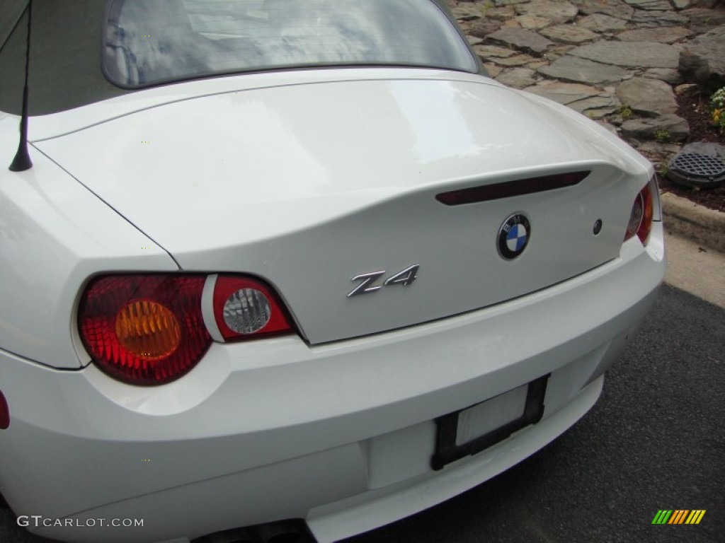 2003 Z4 2.5i Roadster - Alpine White / Red photo #16