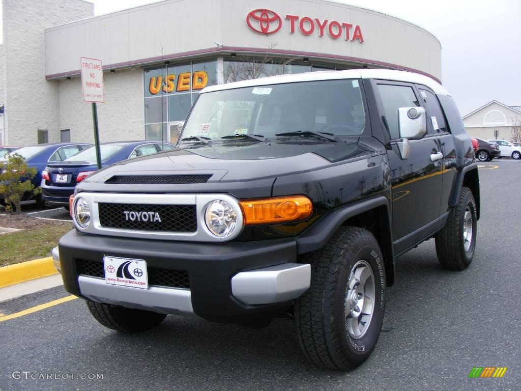 Black Diamond Toyota FJ Cruiser