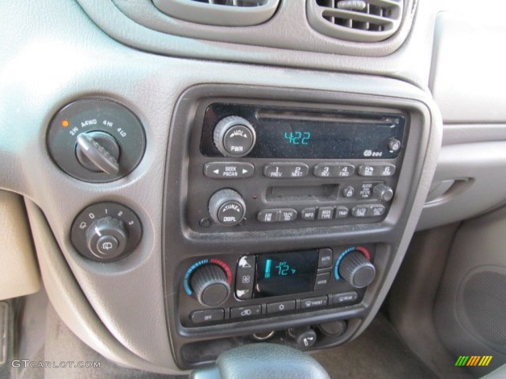 2003 TrailBlazer LT 4x4 - Majestic Red Metallic / Medium Pewter photo #12