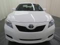 Super White - Camry SE Photo No. 2