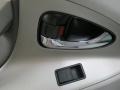 Super White - Camry SE Photo No. 7