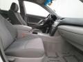 Super White - Camry SE Photo No. 21