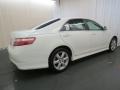 Super White - Camry SE Photo No. 26