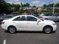 Super White - Camry Hybrid Photo No. 5