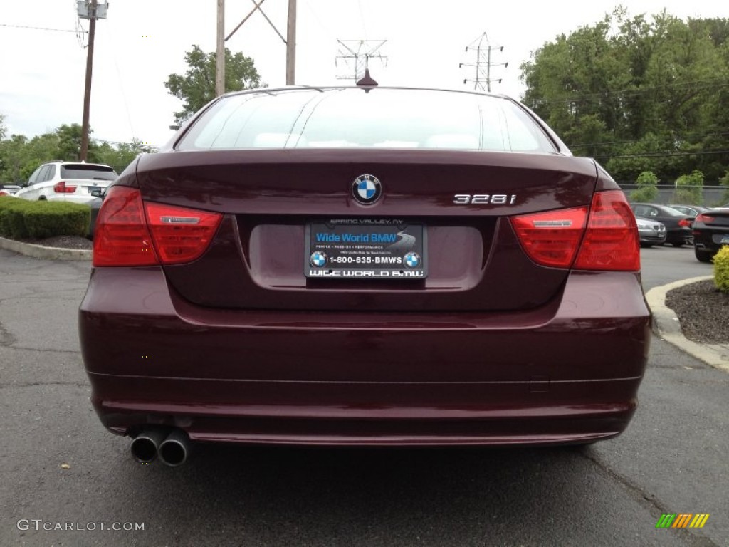 2010 3 Series 328i xDrive Sedan - Barbera Red Metallic / Oyster/Black Dakota Leather photo #6