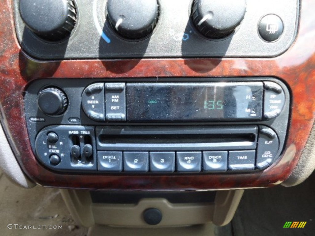 2001 Sebring LX Sedan - Dark Garnet Red Pearlcoat / Taupe photo #19
