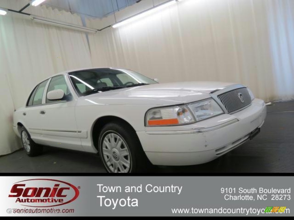 2005 Grand Marquis GS - Vibrant White / Light Flint photo #1