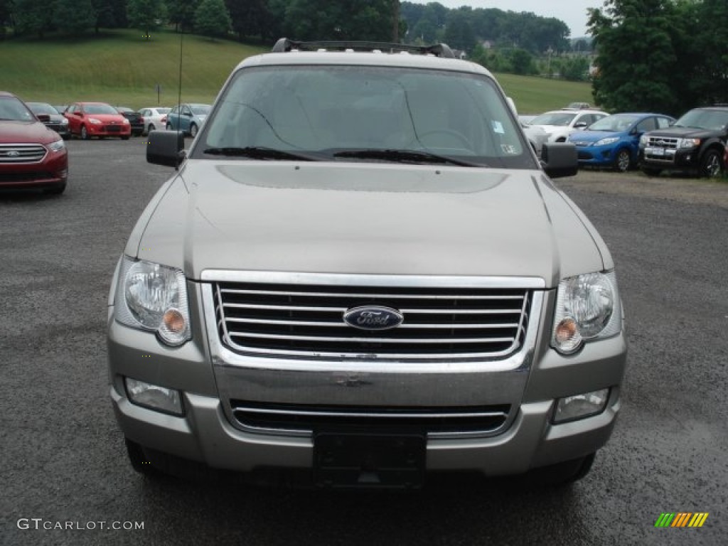 2008 Explorer XLT 4x4 - Vapor Silver Metallic / Black/Stone photo #3