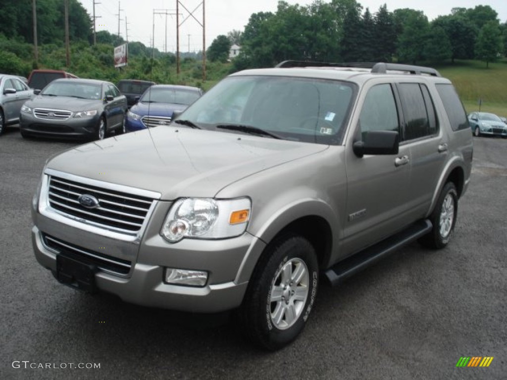 2008 Explorer XLT 4x4 - Vapor Silver Metallic / Black/Stone photo #4