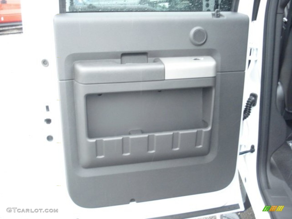 2012 F350 Super Duty Lariat Crew Cab 4x4 - Oxford White / Black photo #14