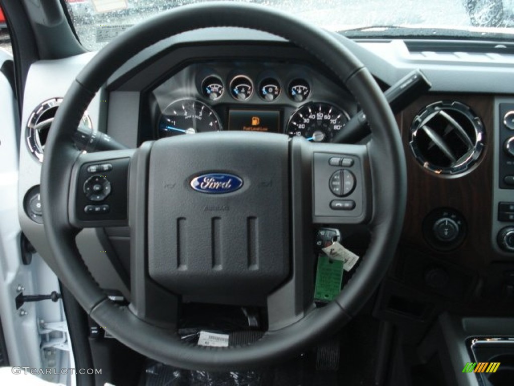 2012 F350 Super Duty Lariat Crew Cab 4x4 - Oxford White / Black photo #18
