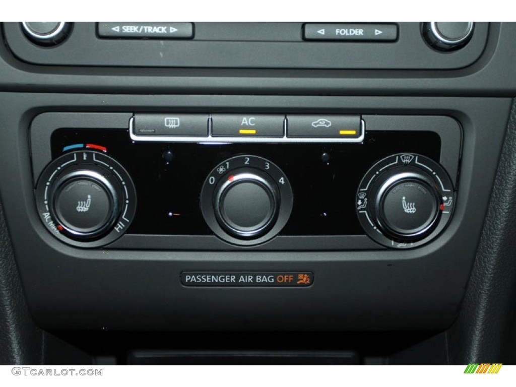 2012 Volkswagen Golf 4 Door Controls Photos