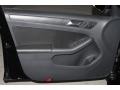 Black - Jetta SE Sedan Photo No. 11