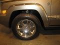 Light Khaki Metallic - Commander Limited 4x4 Photo No. 8