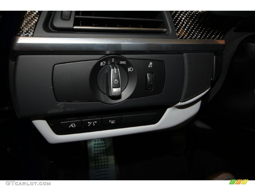 2012 BMW M6 Convertible Controls Photo #65988837