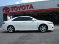 Super White - Camry SE Photo No. 3