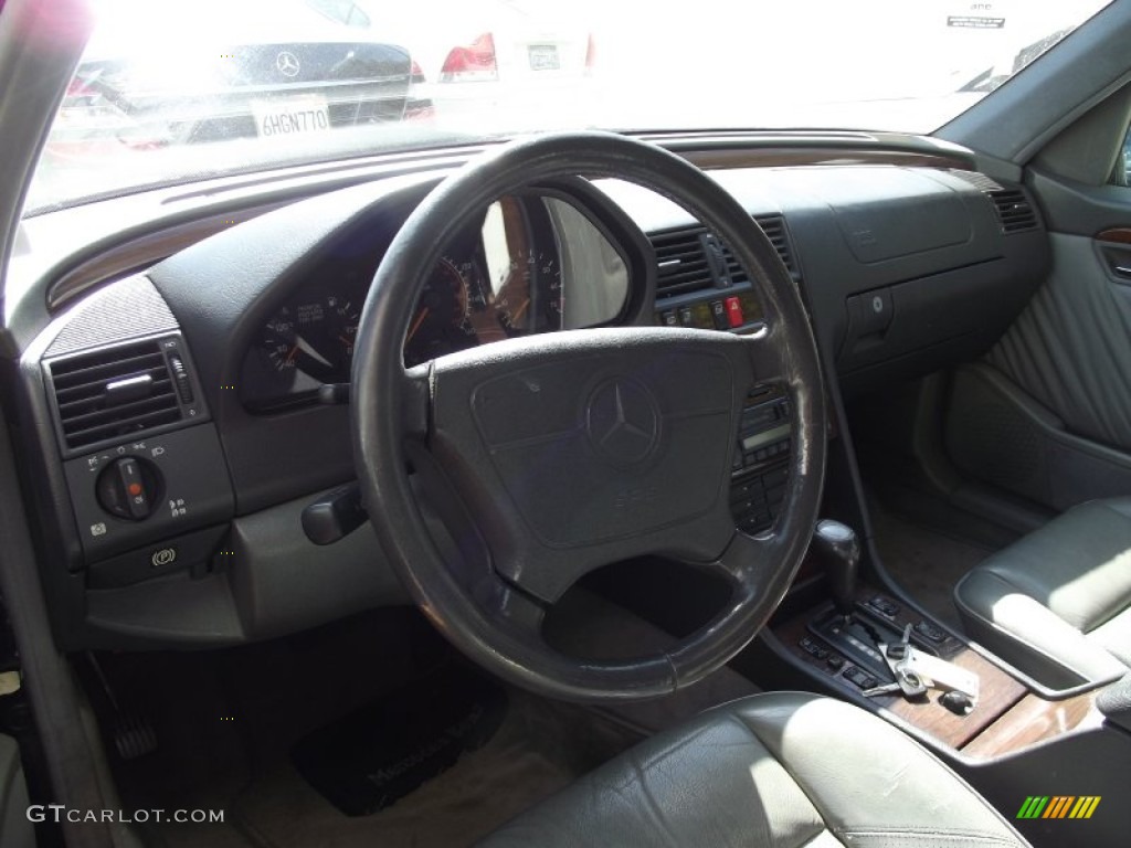 1995 Mercedes-Benz C 280 Sedan Grey Steering Wheel Photo #65989701