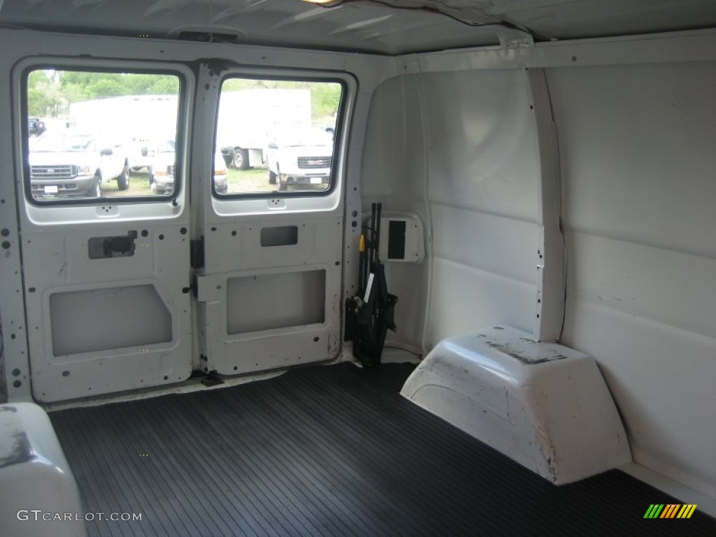 1999 Ram Van 2500 Maxi Commercial - Bright White / Mist Gray photo #9
