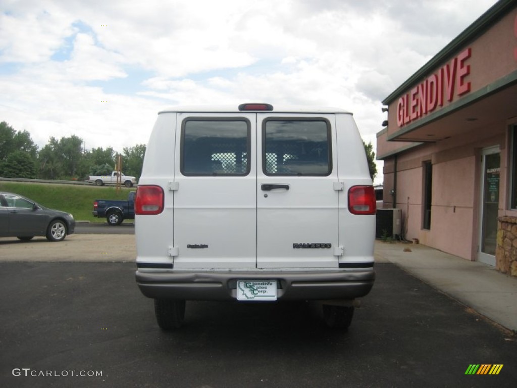 1999 Ram Van 2500 Maxi Commercial - Bright White / Mist Gray photo #13