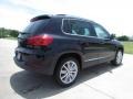 Deep Black Metallic - Tiguan SE Photo No. 2