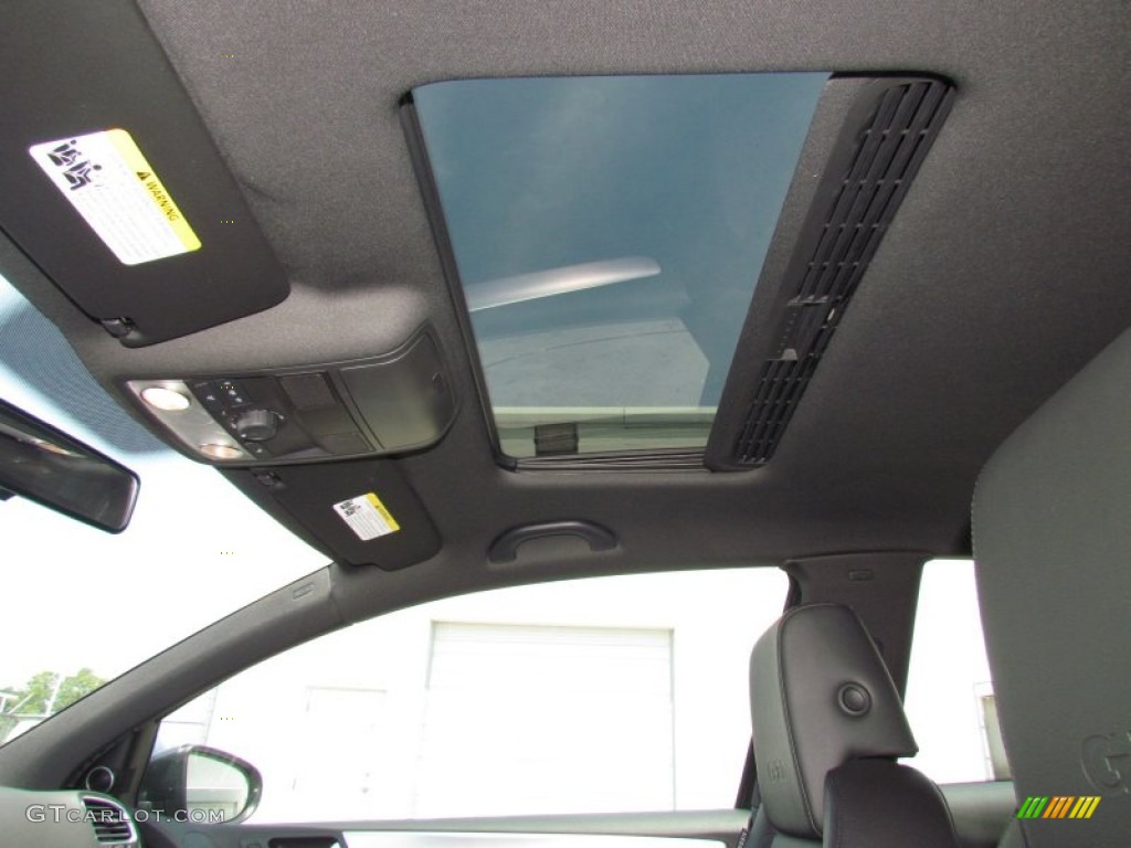 2012 Volkswagen GTI 2 Door Autobahn Edition Sunroof Photo #65993199