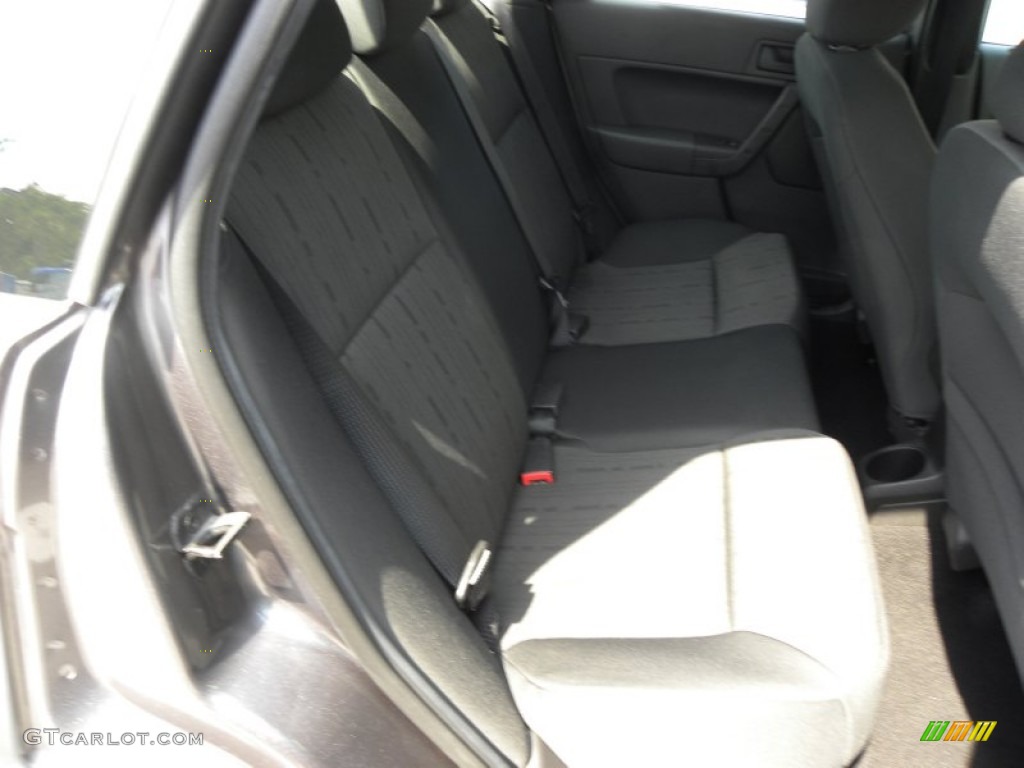 2011 Focus SE Sedan - Sterling Gray Metallic / Medium Stone photo #10