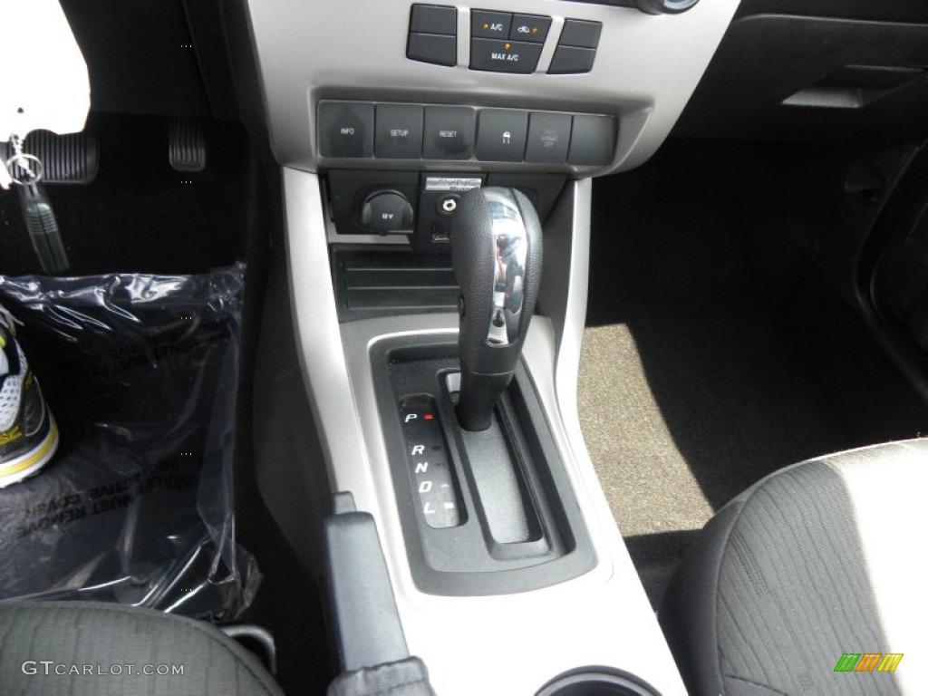 2011 Focus SE Sedan - Sterling Gray Metallic / Medium Stone photo #19